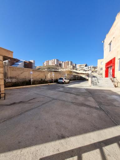 عکس درمانگاه خیریه هه تاو