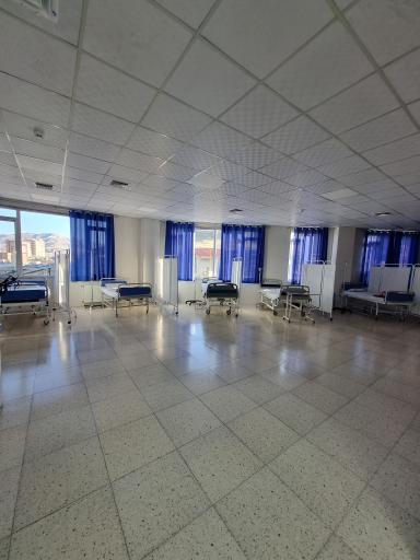 عکس درمانگاه خیریه هه تاو