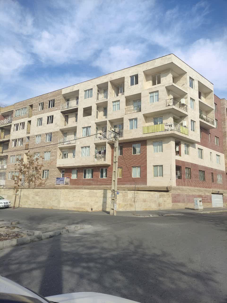 عکس ساختمان یاران