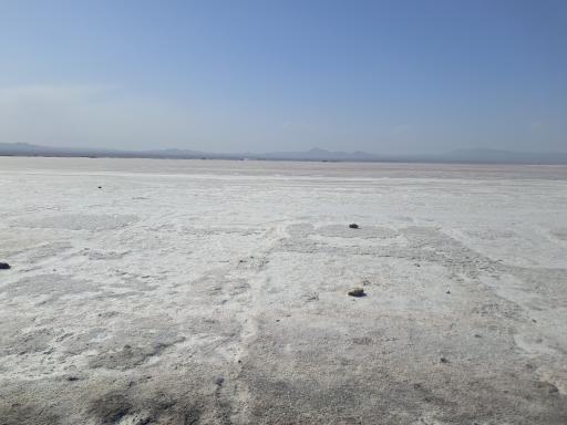 عکس دریاچه نمک حوض سلطان قم
