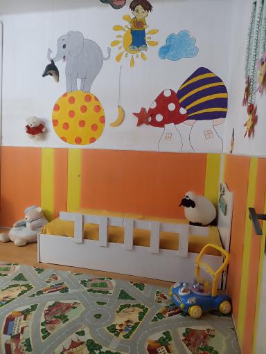 کودکستان رنگین کمان 