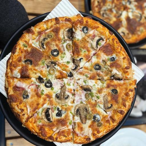 عکس کافه رستوران نیکی رز