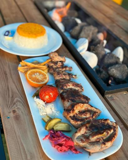 عکس کافه رستوران نیکی رز