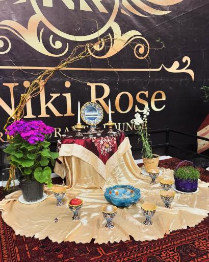 عکس کافه رستوران نیکی رز