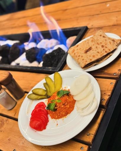 عکس کافه رستوران نیکی رز