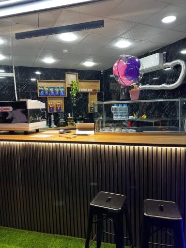 عکس کافه م (Mim Cafe)