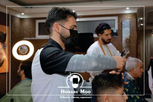 عکس آموزشگاه پیرایش مردانه هنر مو تبریز 