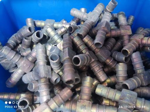 عکس دنیای قطعات یدکی لوازم خانگی فلاحزاده