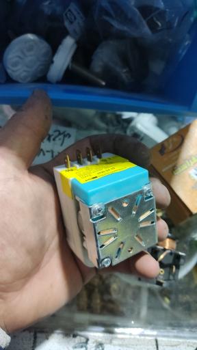 عکس دنیای قطعات یدکی لوازم خانگی فلاحزاده