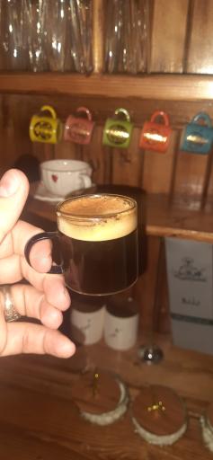 کافه دوستان