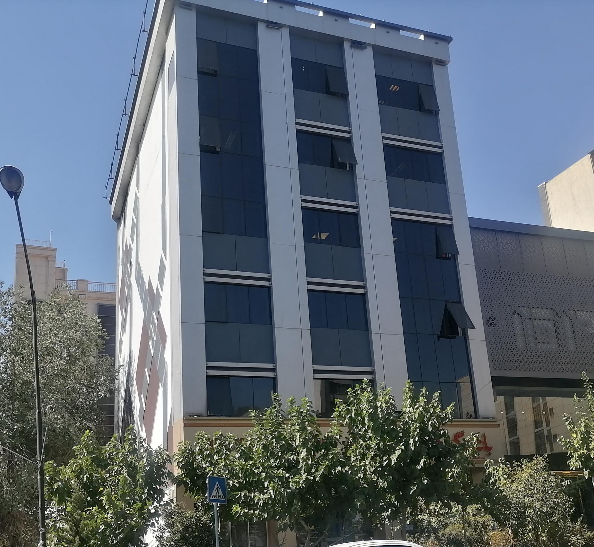 عکس بانک گردشگری شعبه ملاصدرا ۱۵۲ شعبه ونک