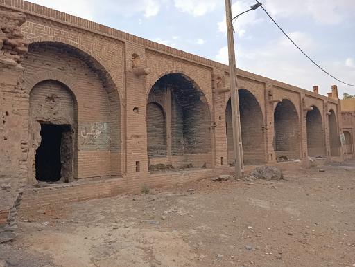 عکس کاروانسرای سنگی علی آباد