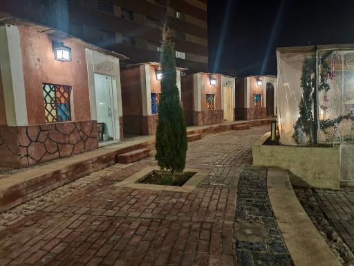 عکس باغ رستوران راه ابریشم