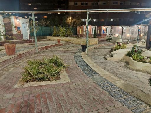 عکس باغ رستوران راه ابریشم