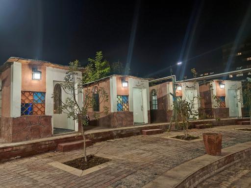 عکس باغ رستوران راه ابریشم