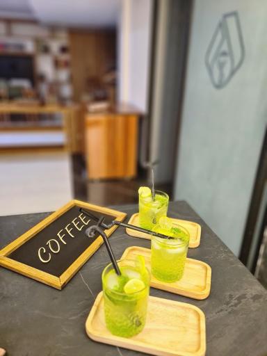 عکس کافه کتاب سازمان نظام پزشکی مشهد