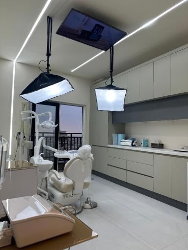 عکس مطب دندانپزشکی دکتر کیوان محبی