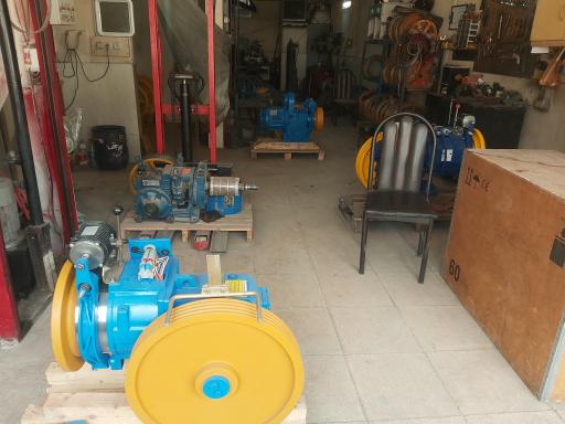 عکس تعمیر موتور گیربکس آسانسور صمدی