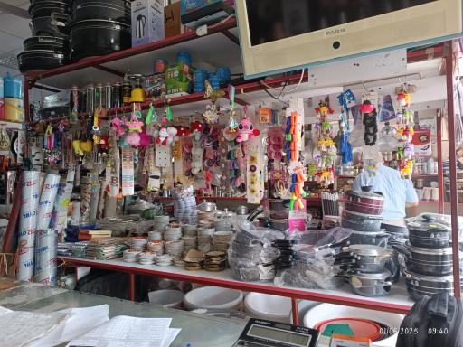 عکس فروشگاه لوازم خانگی گیلاس