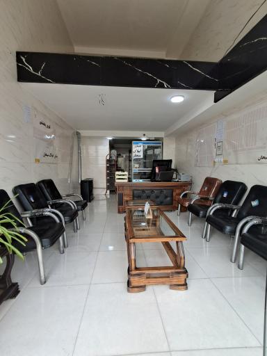 عکس مشاورین املاک سبحان 