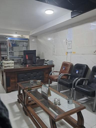 عکس مشاورین املاک سبحان 