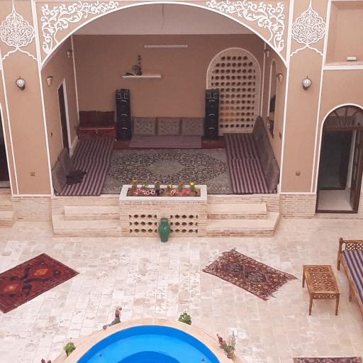 عکس عمارت کاچار