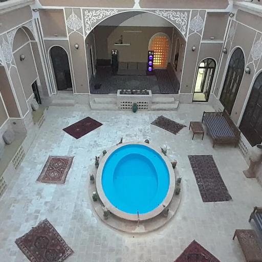 عکس عمارت کاچار