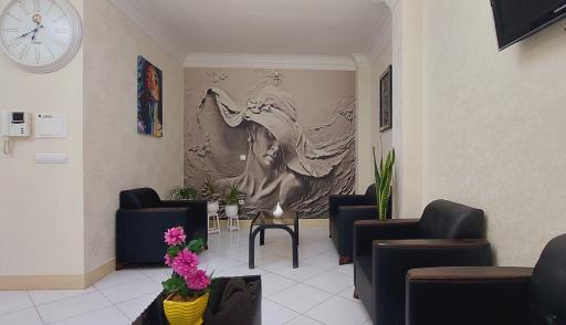 عکس کلینیک زیبایی و کاشت مو و ابرو ابریشم شهرقدس