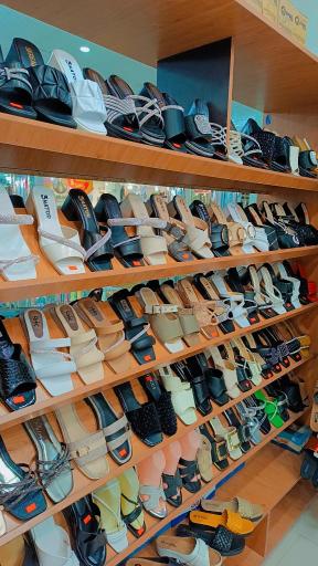 عکس صندل خوشنام 