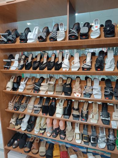 عکس صندل خوشنام 