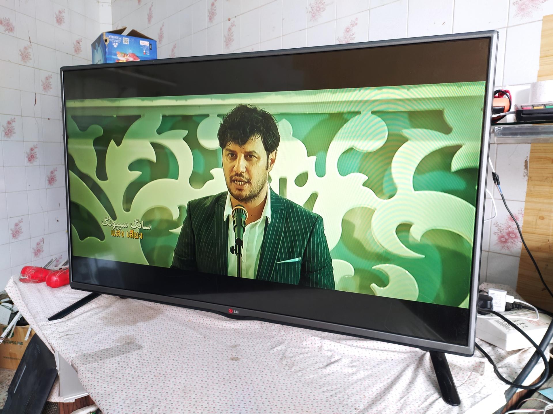 عکس تعمیرات تلویزون ممبینی