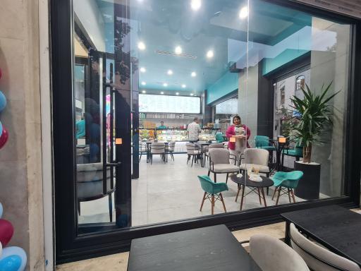 عکس آبمیوه و بستنی بلوآیس