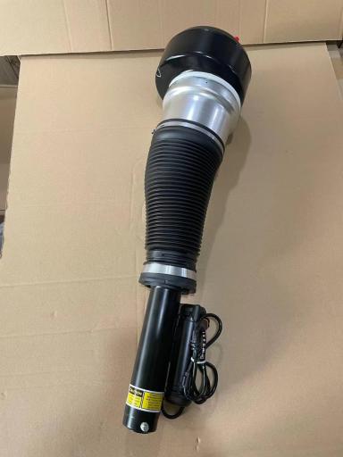 عکس تعمیرگاه آقای کمک فنر