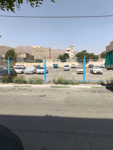 عکس پارکینگ شرکت مارگارین