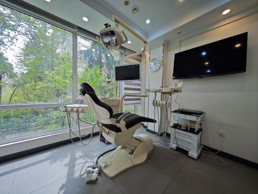 عکس دندانپزشکی آریل