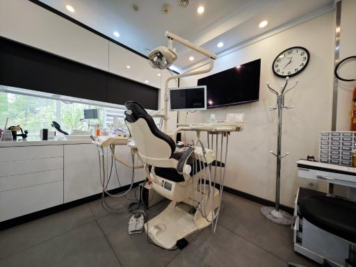 عکس دندانپزشکی آریل