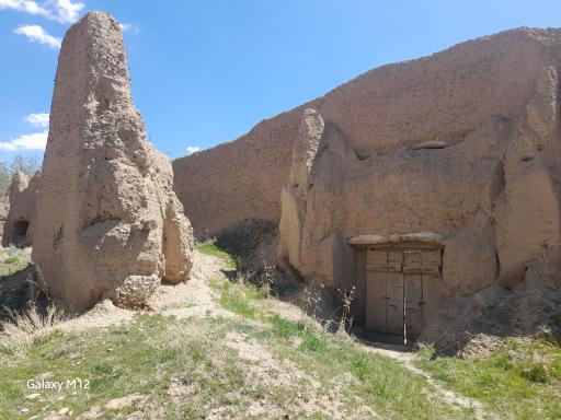 عکس قلعه ازناوله