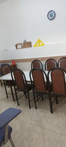 عکس آموزشگاه ادیبان