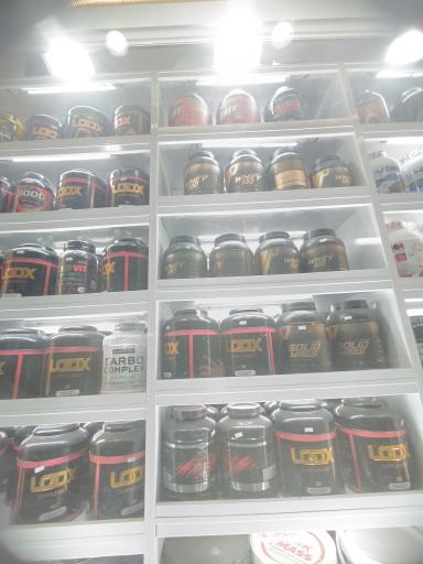 عکس داروخانه شبانه روزی مفید