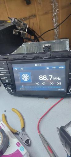 عکس تعمیرات تلوزیون و ضبط خودرو آرنیک