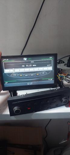 عکس تعمیرات تلوزیون و ضبط خودرو آرنیک