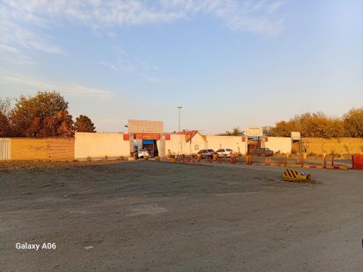 عکس مرکز معاینه فنی خودروهای سبک آزادی