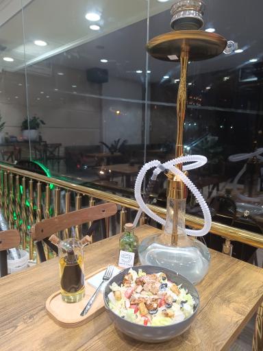 عکس کافه گاتو