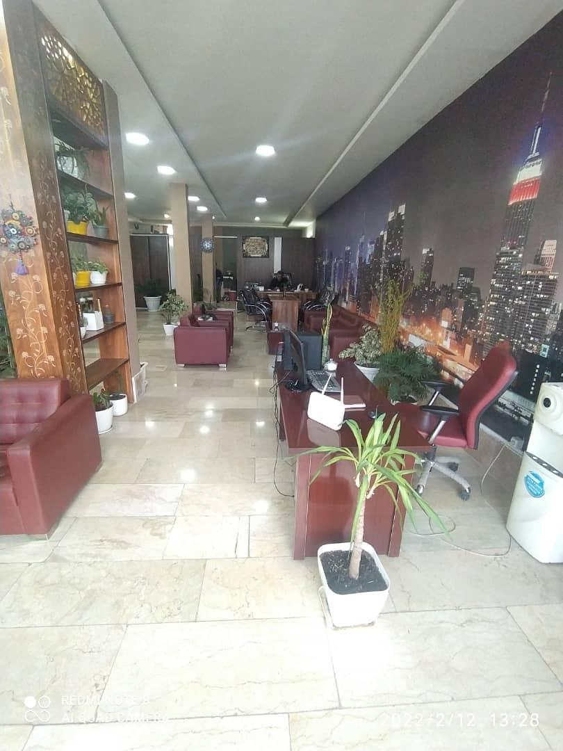 عکس آقای مسکن