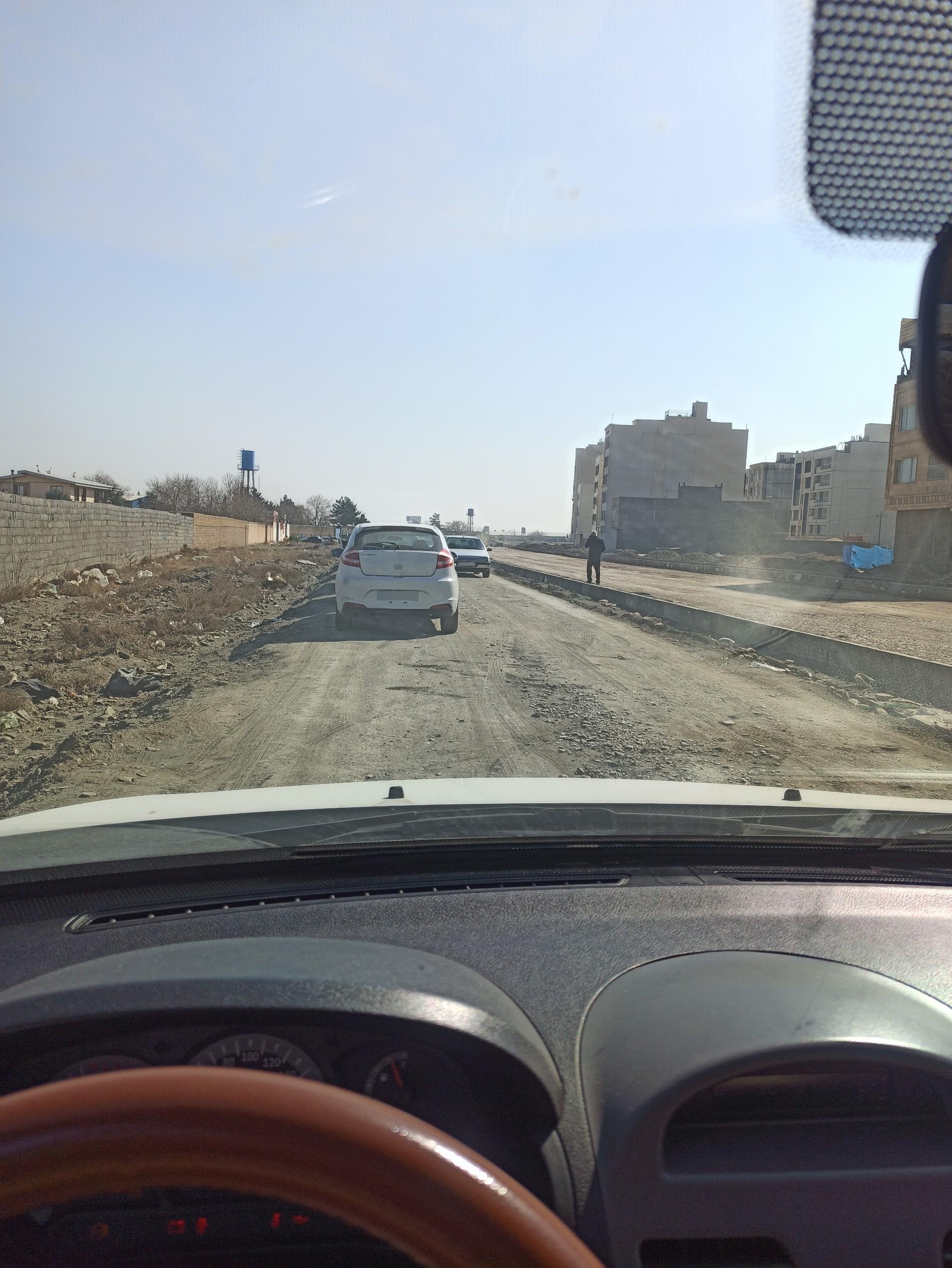 عکس مرکز معاینه فنی خودروهای سبک آزادی