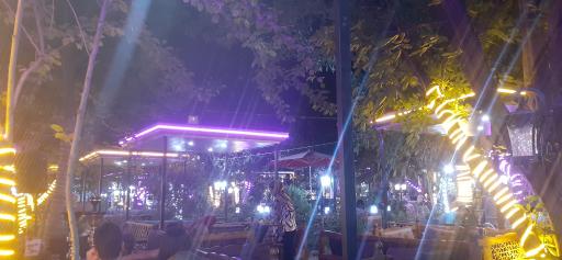 عکس باغ رستوران آرش