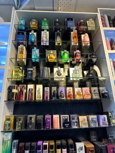 آرایشی صادقی