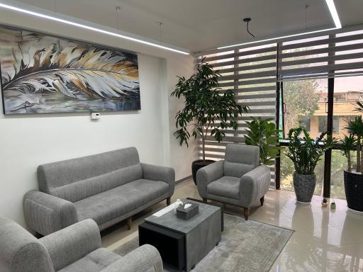 مطب دکتر شاهرخ شهابی متخصص دندانپزشکی