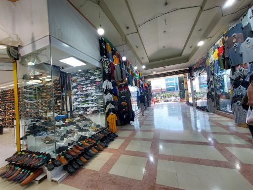 عکس مرکز خرید میلادنور