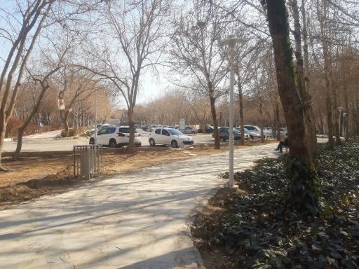 عکس پارکینگ پارک مشتاق
